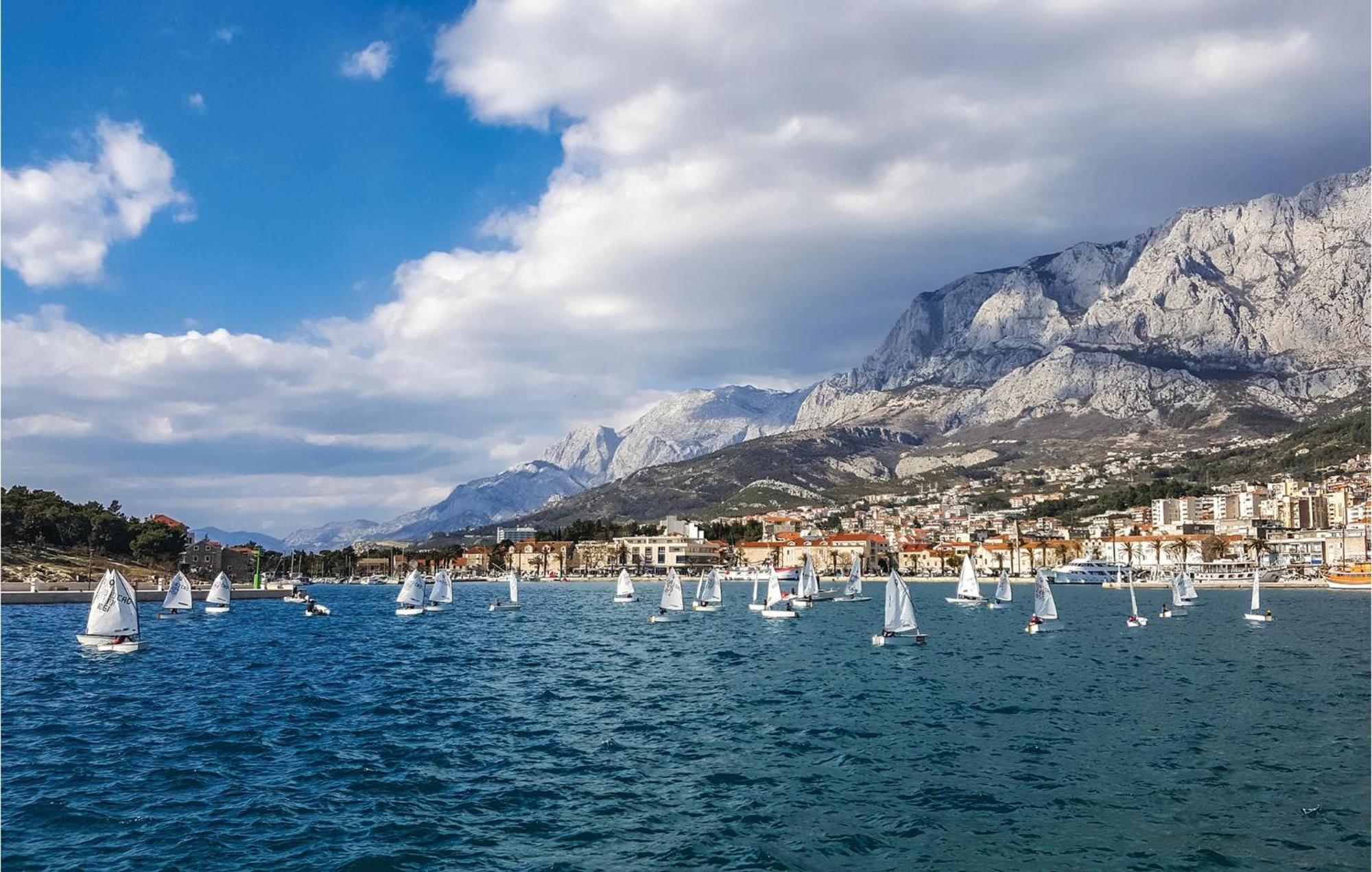 Stunning Apartment In Makarska With Wifi エクステリア 写真